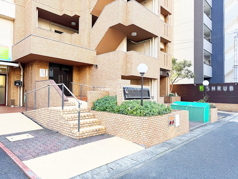 共用部写真（エントランス）