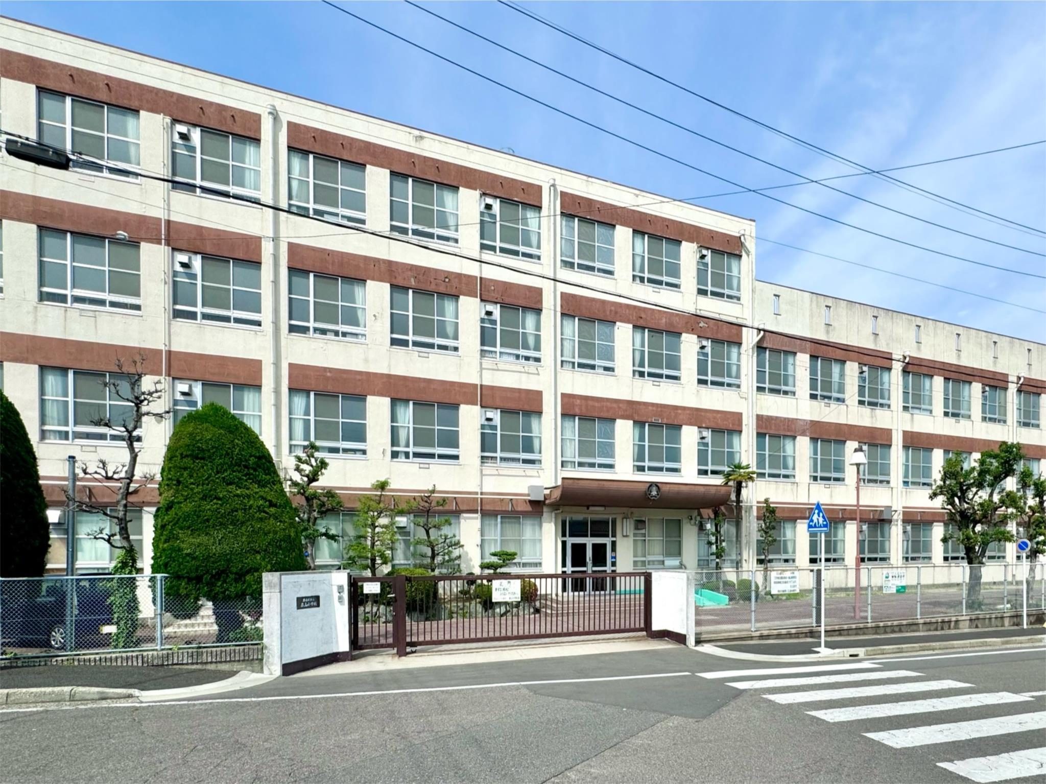 名古屋市立表山小学校