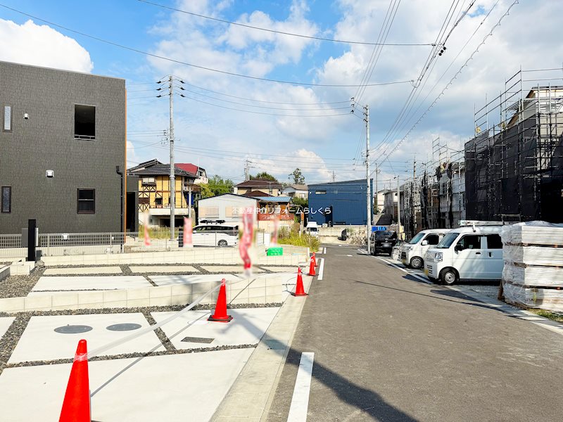 現地写真（前面道路含む現地写真）