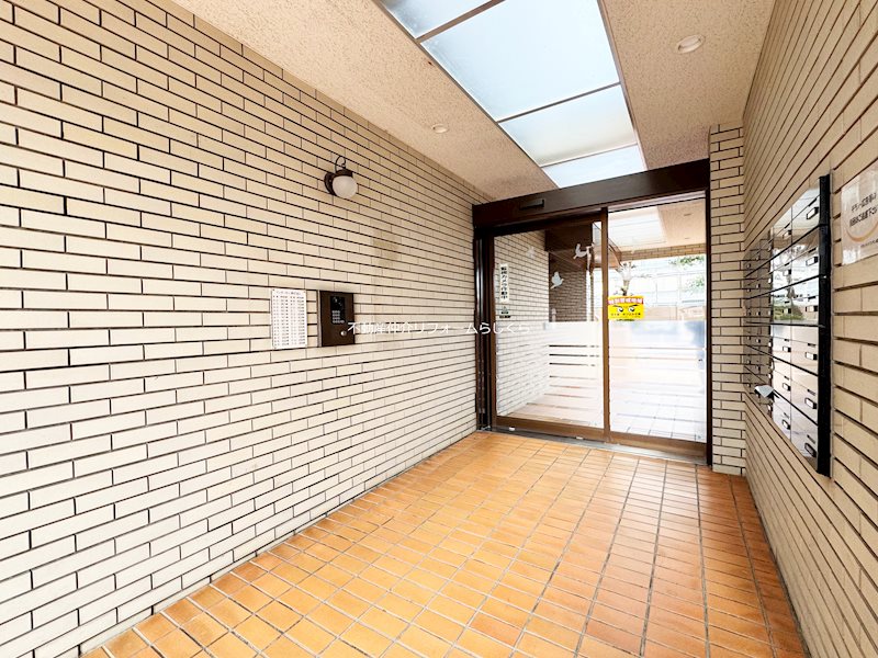 共用部写真（エントランス）