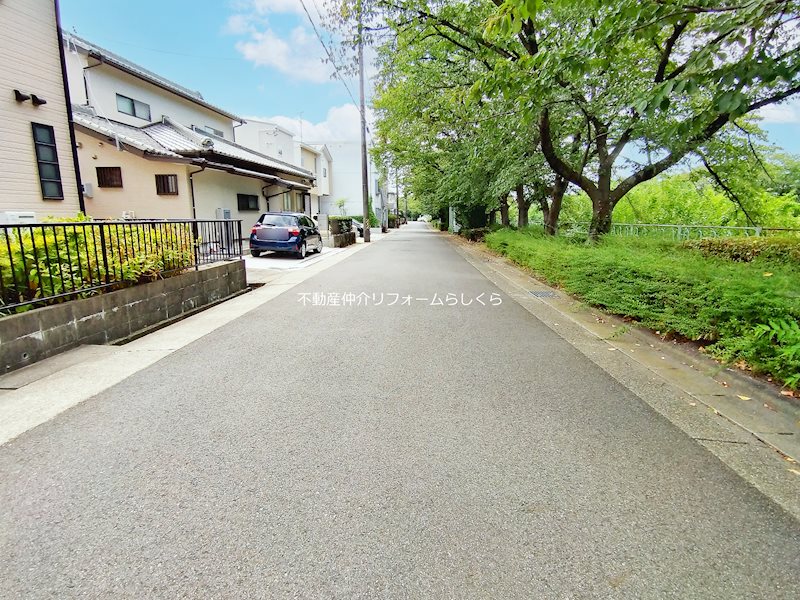 現地写真（前面道路含む現地写真）