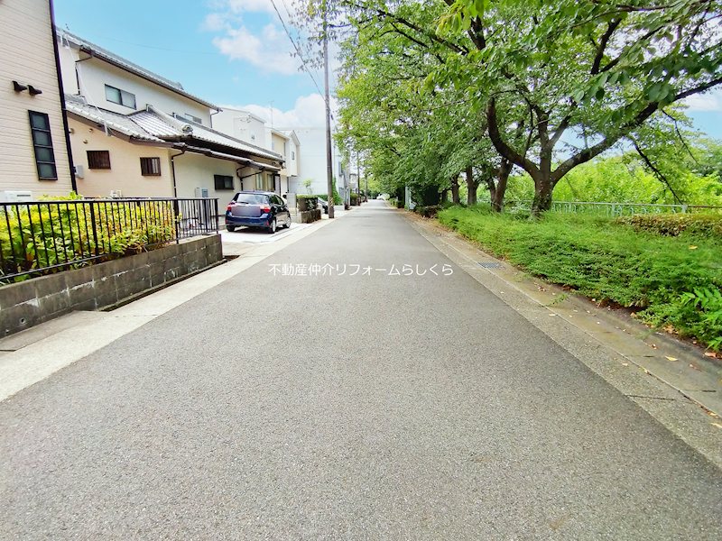 現地写真（前面道路含む現地写真）