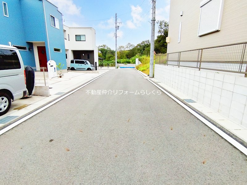 現地写真（前面道路含む現地写真）