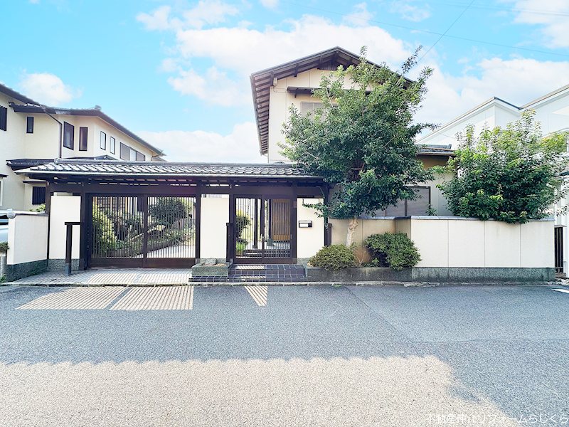 日進市梅森町新田 中古一戸建て