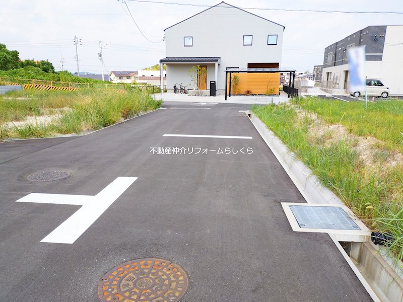 現地写真（前面道路含む現地写真）