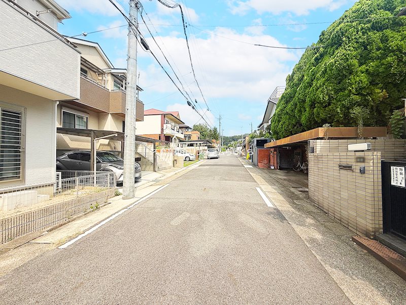 現地写真（前面道路含む現地写真）