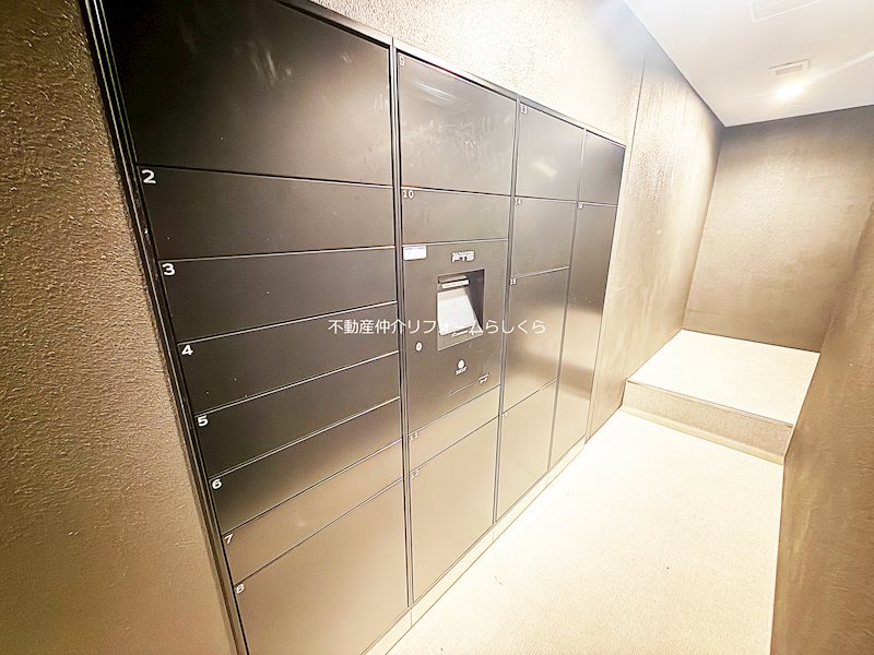 共用部写真（エントランス）