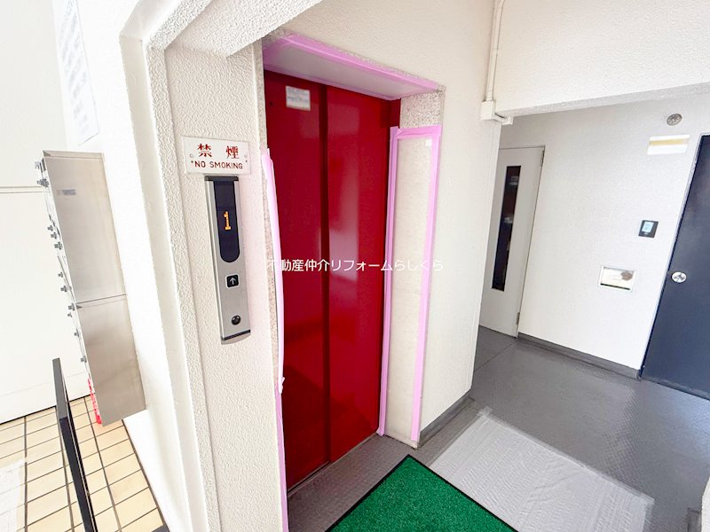 共用部写真（エントランス）