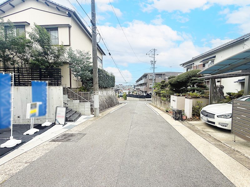 現地写真（前面道路含む現地写真）