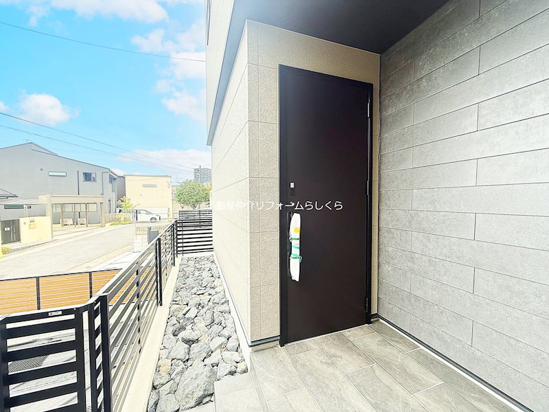 現地写真（玄関）