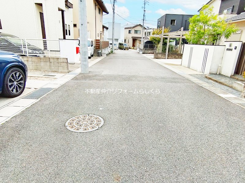 現地写真（前面道路含む現地写真）