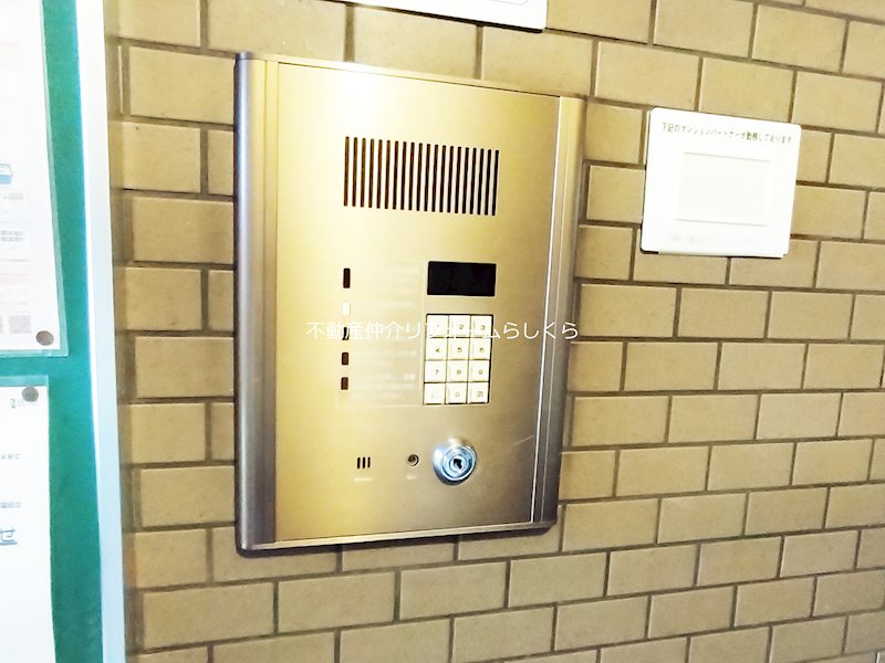共用部写真（エントランス）
