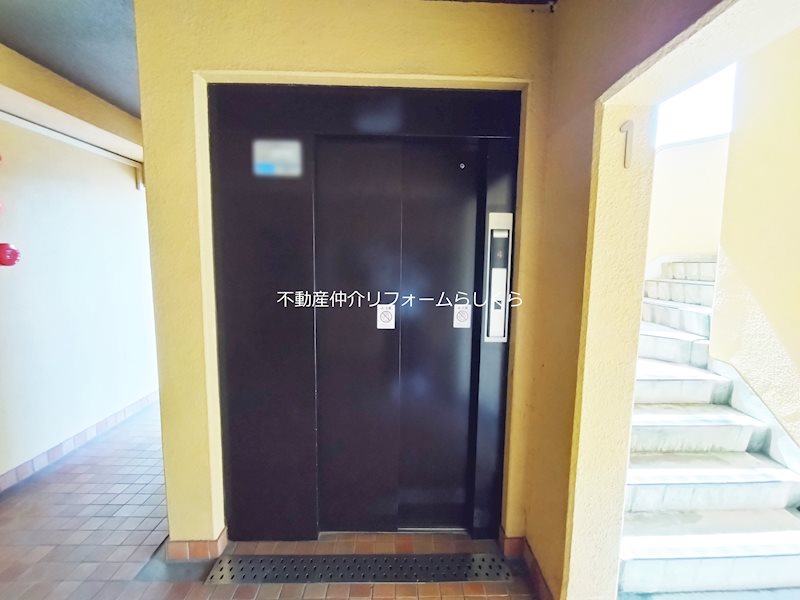 共用部写真（エントランス）