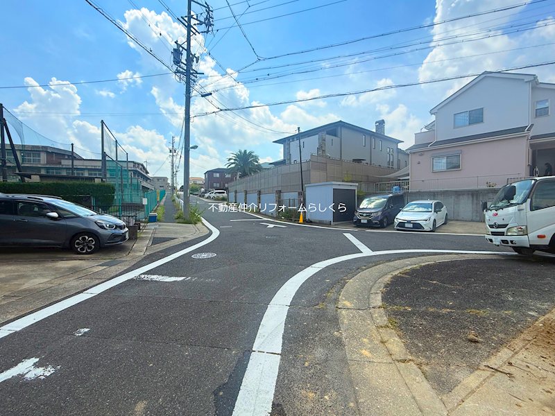 現地写真（前面道路含む現地写真）