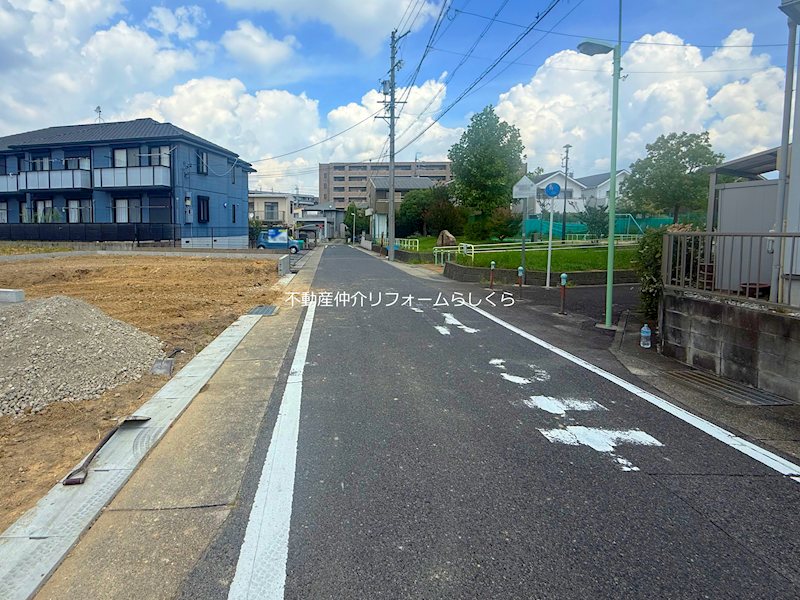 現地写真（前面道路含む現地写真）