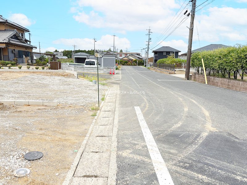 現地写真（前面道路含む現地写真）
