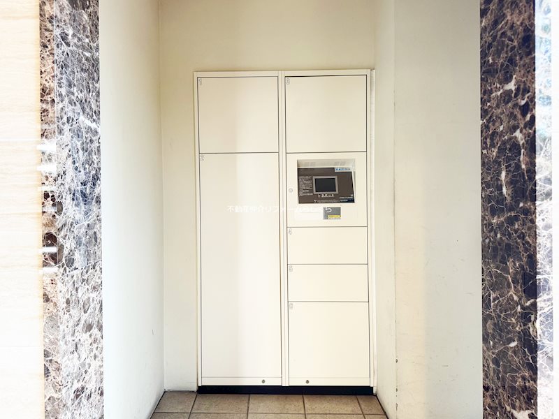 共用部写真（エントランス）