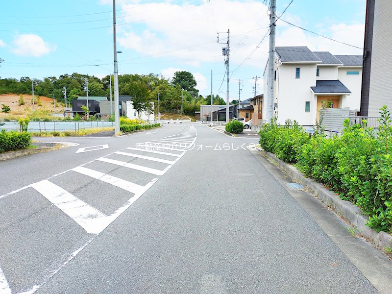 現地写真（前面道路含む現地写真）