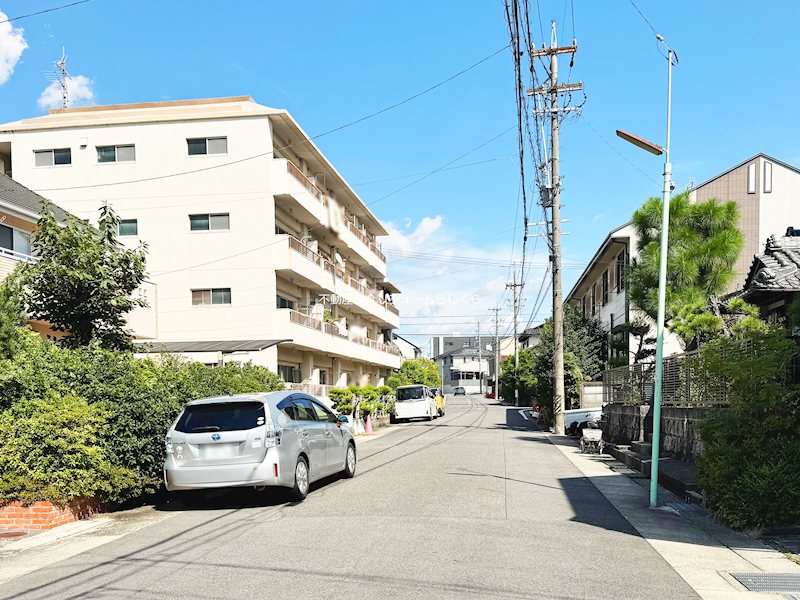 現地写真（前面道路含む現地写真）