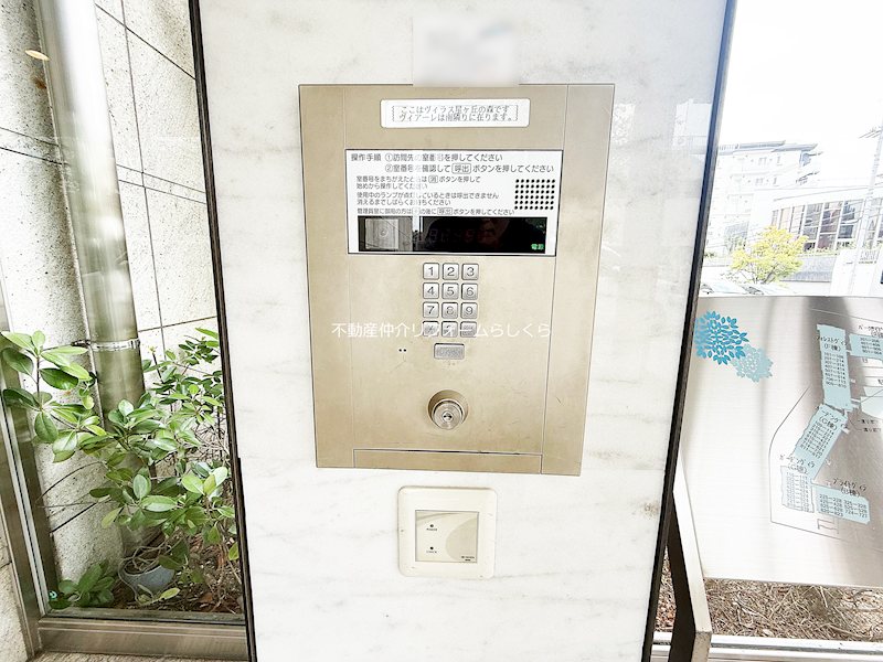 共用部写真（エントランス）
