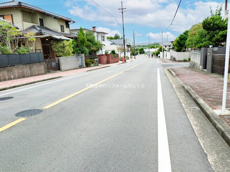現地写真（前面道路含む現地写真）