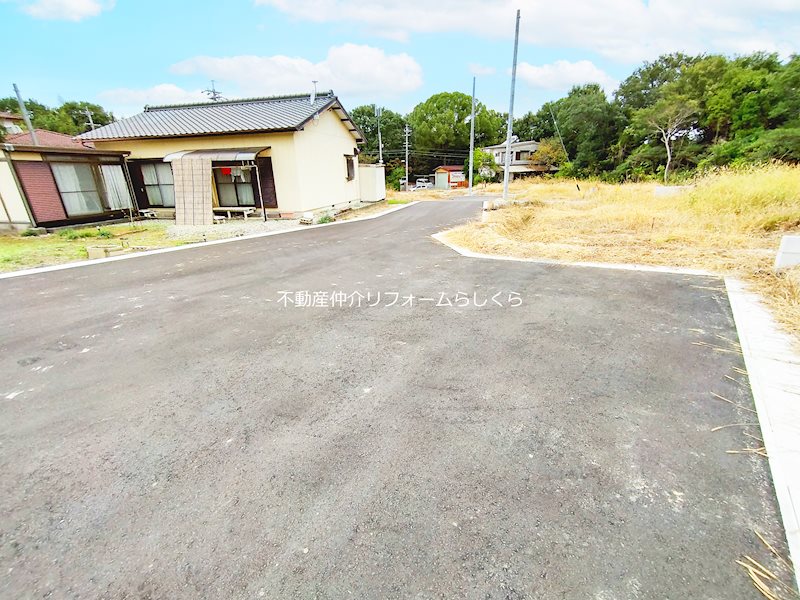 現地写真（前面道路含む現地写真）