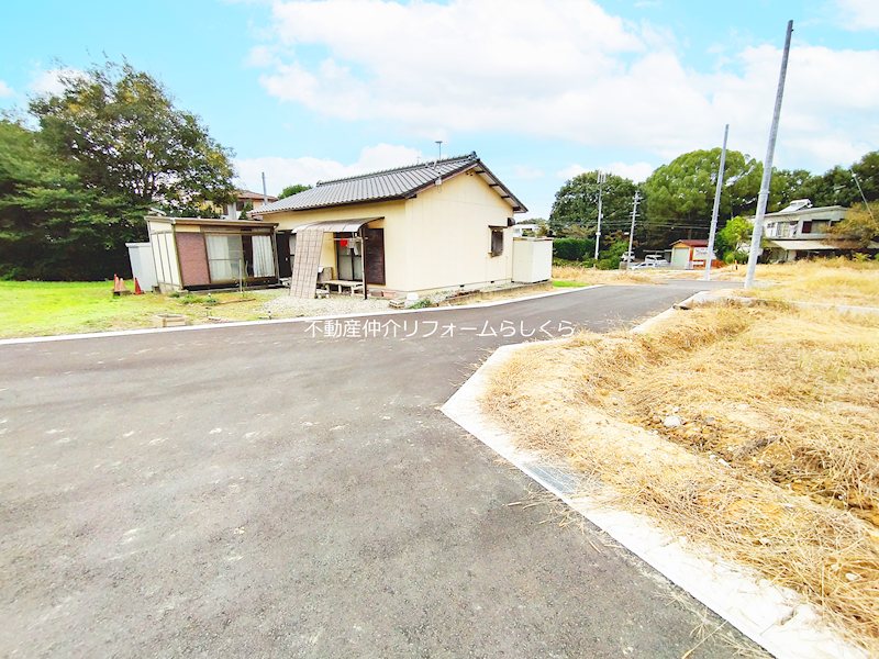 現地写真（前面道路含む現地写真）