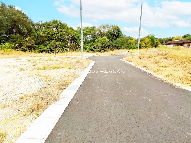 現地写真（前面道路含む現地写真）