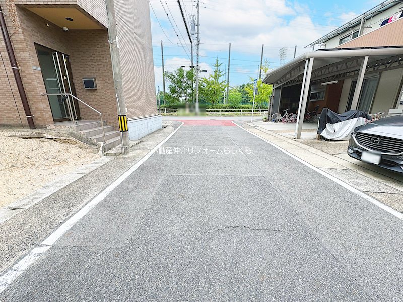 現地写真（前面道路含む現地写真）