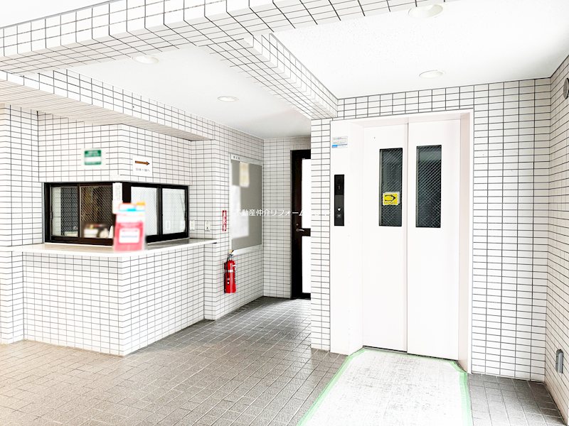 共用部写真（エントランス）