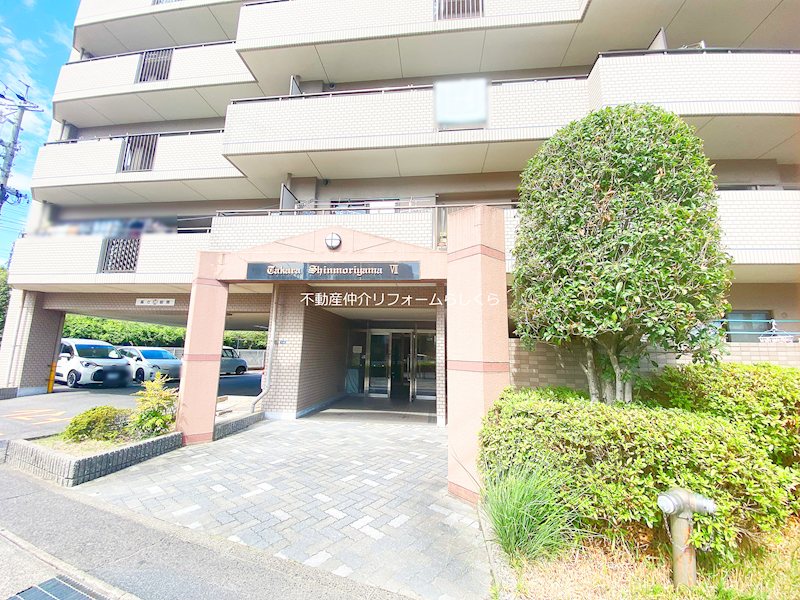 共用部写真（エントランス）