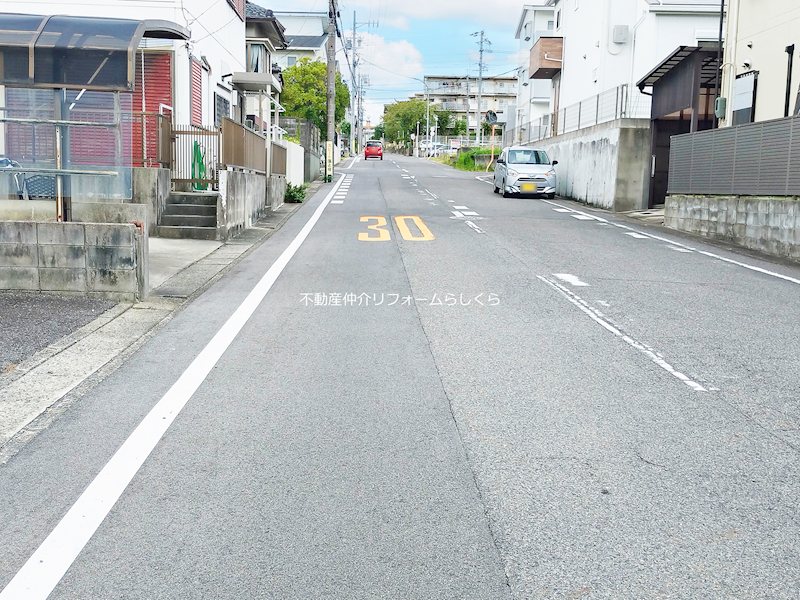 現地写真（前面道路含む現地写真）