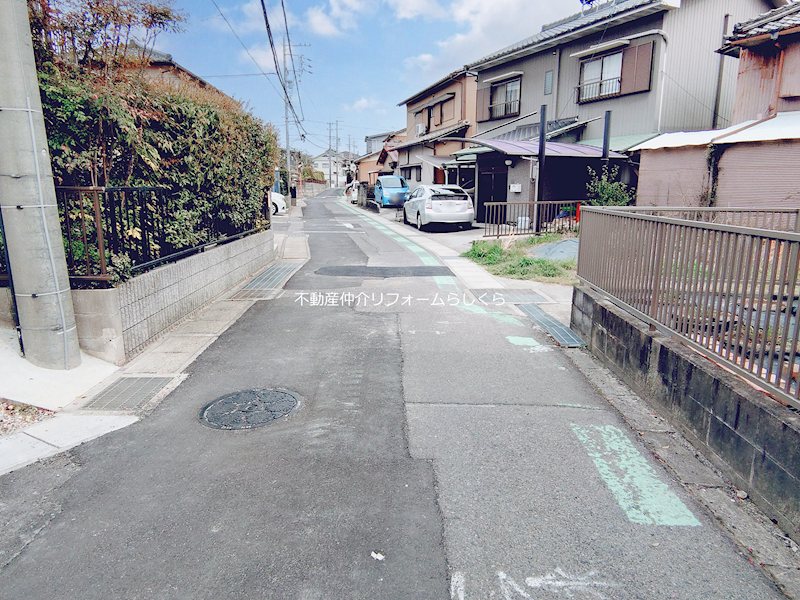 現地写真（前面道路含む現地写真）