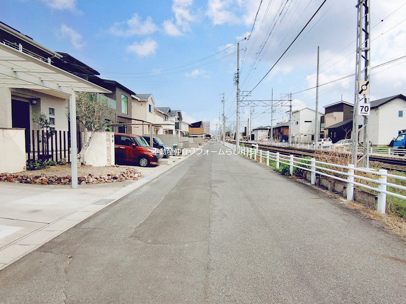 現地写真（前面道路含む現地写真）