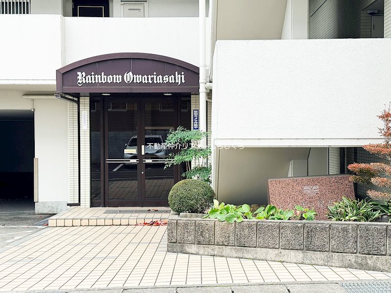 共用部写真（エントランス）