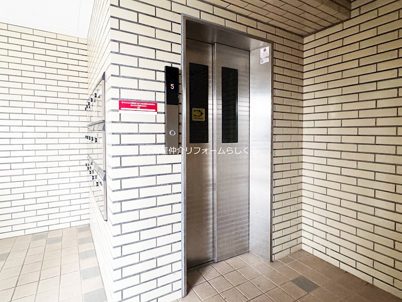 共用部写真（エントランス）