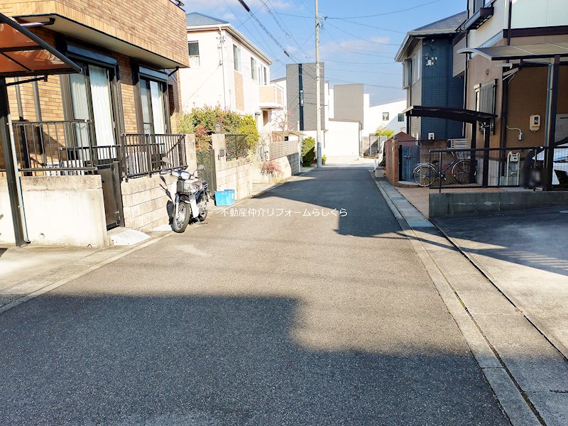 現地写真（前面道路含む現地写真）