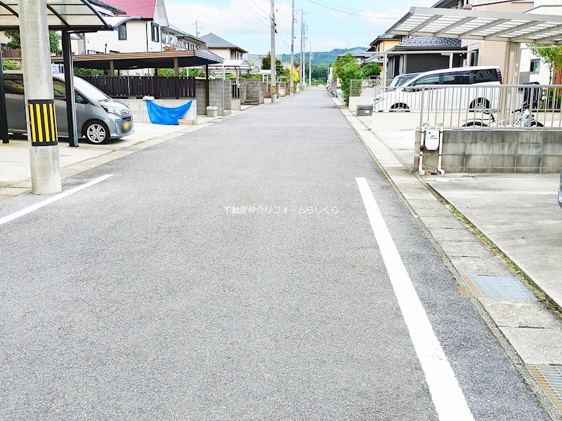 現地写真（前面道路含む現地写真）