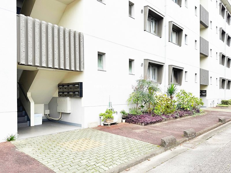 共用部写真（エントランス）