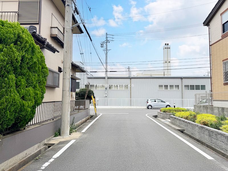 現地写真（前面道路含む現地写真）