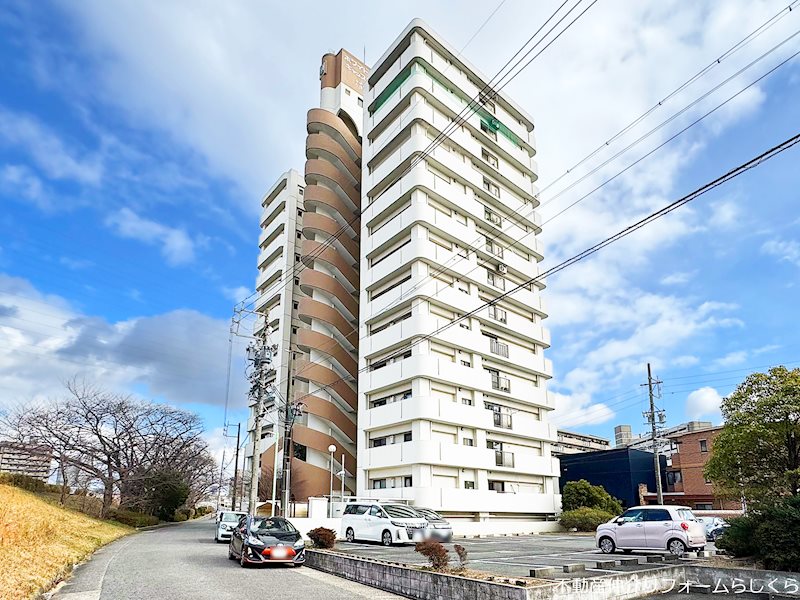 ホワイトキャッスル植田VI