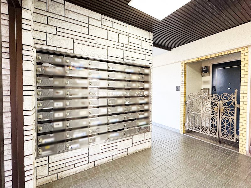 共用部写真（エントランス）