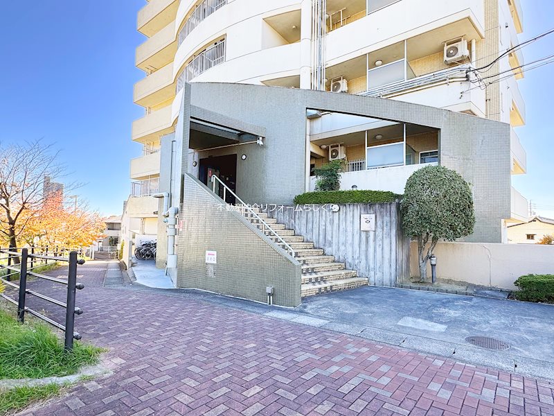 共用部写真（エントランス）