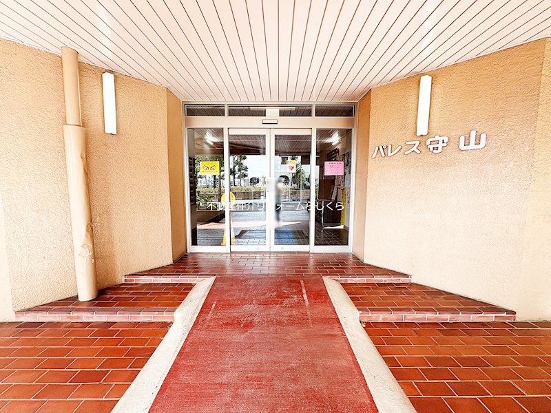 共用部写真（エントランス）