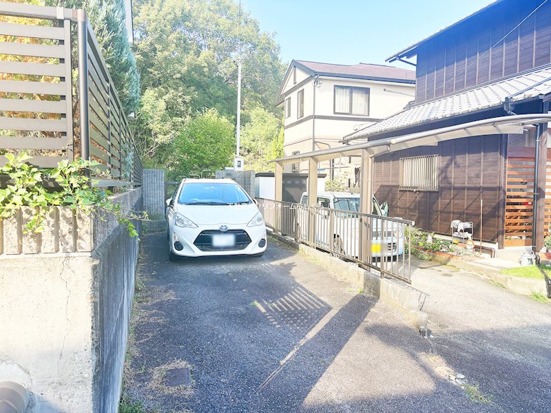 現地写真(駐車場)