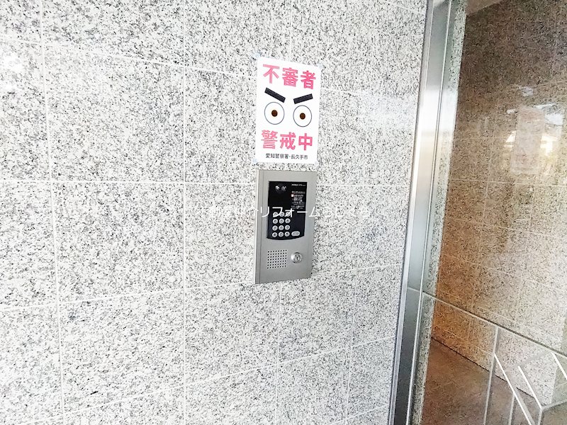 共用部写真（エントランス）