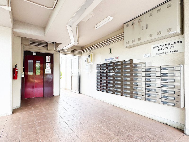 共用部写真（エントランス）