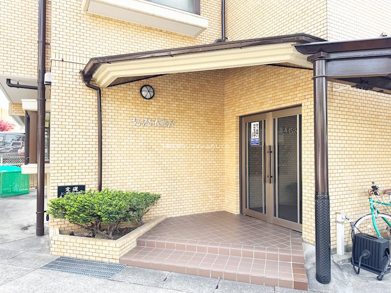 共用部写真（エントランス）