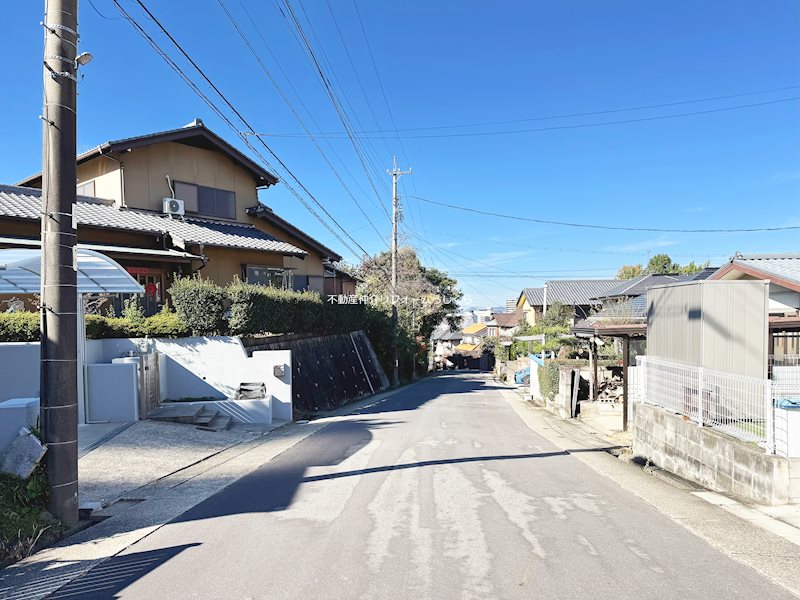 現地写真（前面道路含む現地写真）