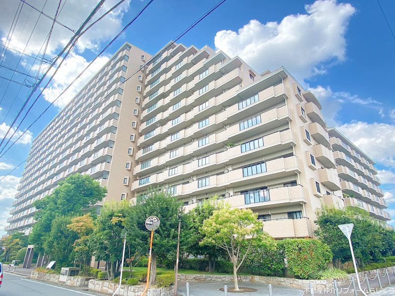 パークシティ三郷壱番館西棟